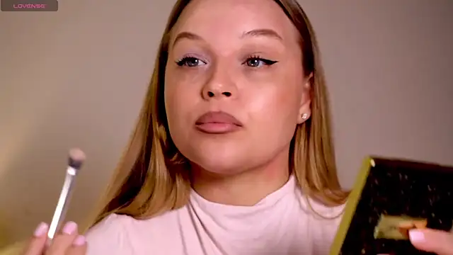 Snapshot of Irene_sooth chatting on 02-24-26, 03:32 Irene sooth online show from 02-24-26, 03:32