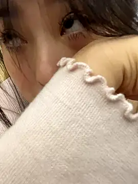 xiao-mo520 online show from 11-20-25, 11:21