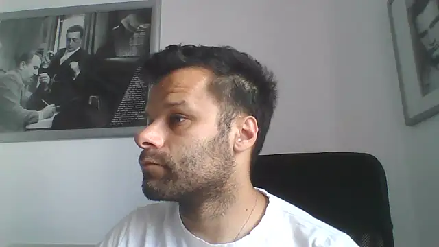 Snapshot of FROCETTO93 chatting on 06-23-26, 06:00 FROCETTO93 online show from 06-23-26, 06:00