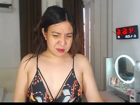 stellahugeX online show from 04-10-26, 08:19