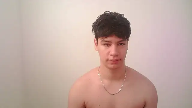 Snapshot of zeus_181 chatting on 04-29-26, 04:11 zeus 181 online show from 04-29-26, 04:11