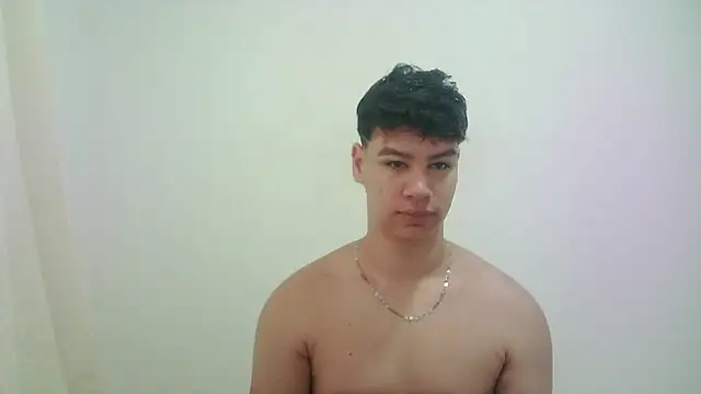 Snapshot of zeus_181 chatting on 05-30-26, 11:29 zeus 181 online show from 05-30-26, 11:29