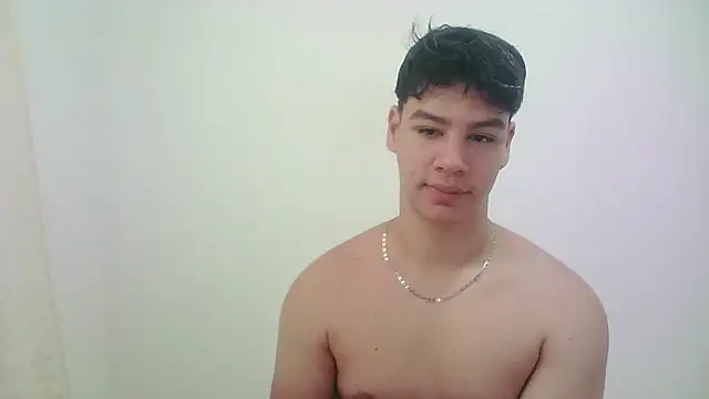 Snapshot of zeus_181 chatting on 06-02-26, 01:35 zeus 181 online show from 06-02-26, 01:35