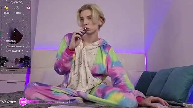 Snapshot of fiachand chatting on 02-03-26, 10:26 fiachand online show from 02-03-26, 10:26