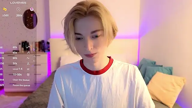 Snapshot of fiachand chatting on 02-25-26, 03:21 fiachand online show from 02-25-26, 03:21