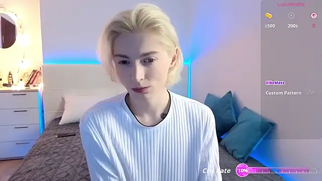 Snapshot of fiachand chatting on 05-19-26, 05:52 fiachand online show from 05-19-26, 05:52