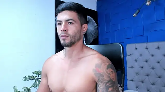 andres-clark92 online show from 11-17-25, 08:25