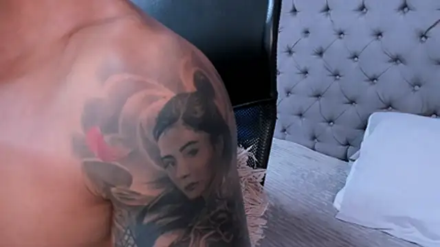 andres-clark92 online show from 11-21-25, 06:06