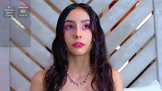 Sarah-Grace online show from 10-27-25, 02:48