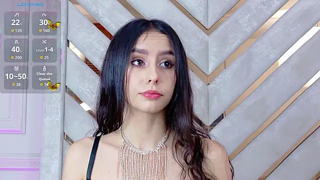 Snapshot of Sarah-Grace chatting on 02-07-26, 01:20 Sarah-Grace online show from 02-07-26, 01:20