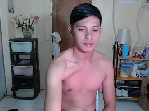 Snapshot of darryl_hugecok chatting on 07-18-26, 07:50 darryl hugecok online show from 07-18-26, 07:50