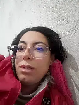 Snapshot of Miranda_sexlove_ chatting on 09-12-25, 03:23 Miranda sexlove online show from 09-12-25, 03:23