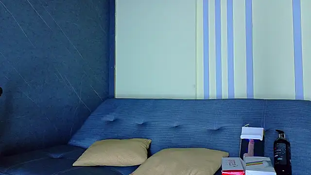 ALANNFERRER online show from 04-08-26, 10:04