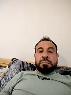 Snapshot of mykelem chatting on 05-18-26, 07:31 mykelem online show from 05-18-26, 07:31