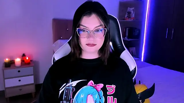 OphelianaRose33 online show from 11-30-25, 09:19