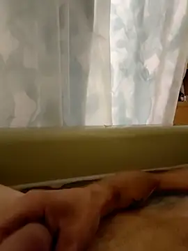 Hungwell1515 online show from 10-26-25, 09:48