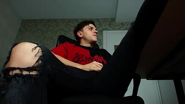 Snapshot of FelixStarkk chatting on 11-13-25, 05:17 FelixStarkk online show from 11-13-25, 05:17