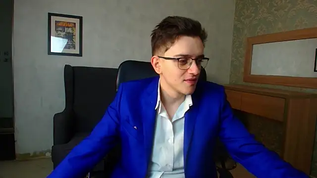 Snapshot of FelixStarkk chatting on 12-21-25, 05:36 FelixStarkk online show from 12-21-25, 05:36