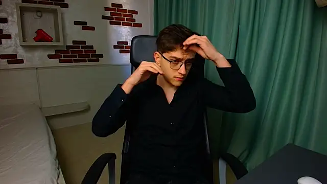 FelixStarkk online show from 04-21-26, 04:19