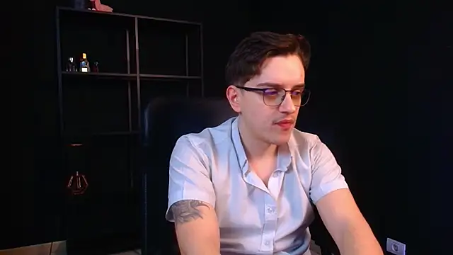 Snapshot of FelixStarkk chatting on 04-26-26, 05:27 FelixStarkk online show from 04-26-26, 05:27