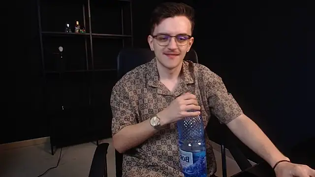 Snapshot of FelixStarkk chatting on 05-30-26, 03:58 FelixStarkk online show from 05-30-26, 03:58