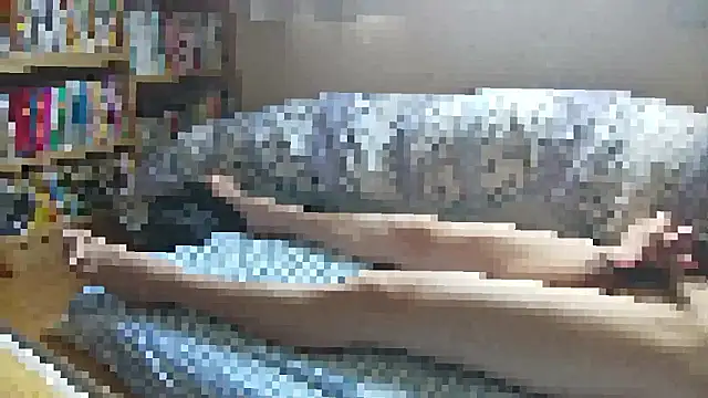 Snapshot of YJUN94031 chatting on 05-09-26, 12:49 YJUN94031 online show from 05-09-26, 12:49