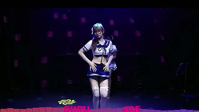 yznt-dudu online show from 10-18-25, 04:48