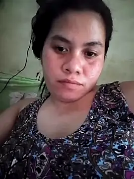 Snapshot of phoenix_1994 chatting on 10-15-25, 06:57 phoenix 1994 online show from 10-15-25, 06:57