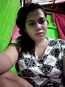 Snapshot of phoenix_1994 chatting on 11-15-25, 05:38 phoenix 1994 online show from 11-15-25, 05:38