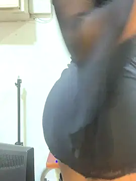 ItsMsBankss02 online show from 09-15-25, 10:54