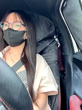 Linh 2004 online show from 09-28-25, 05:46