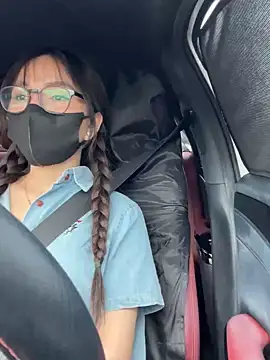 Linh 2004 online show from 09-29-25, 06:29