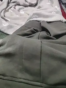 happy88886 online show from 04-17-26, 06:55