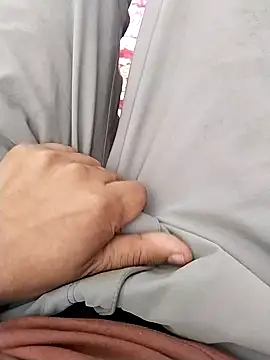 zorhotty online show from 11-07-25, 05:40