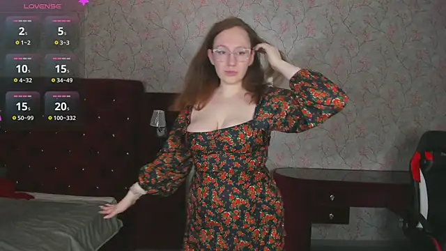 ellie coy  online show from 03-10-26, 05:18