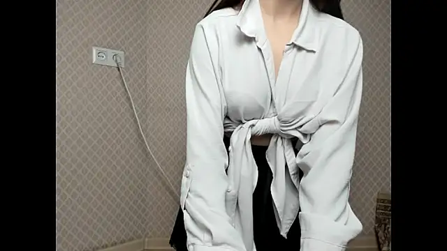  Venesa  online show from 09-30-25, 07:52