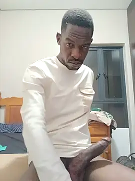 Snapshot of Fizozoo chatting on 12-15-25, 08:24 Fizozoo online show from 12-15-25, 08:24