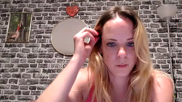 SexyMilf 37 online show from 05-27-26, 08:06