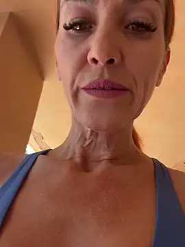 MikaelaBloom online show from 09-30-25, 02:44