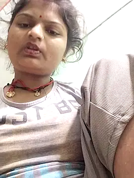 Snapshot of Hot_mirchjii chatting on 10-14-25, 11:38 Hot mirchjii online show from 10-14-25, 11:38