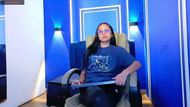 katalina07 1 online show from 06-12-26, 05:12