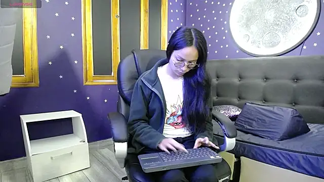 katalina07 1 online show from 06-19-26, 03:16