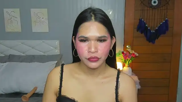 Snapshot of AlianaBlair chatting on 09-18-25, 08:38 AlianaBlair online show from 09-18-25, 08:38