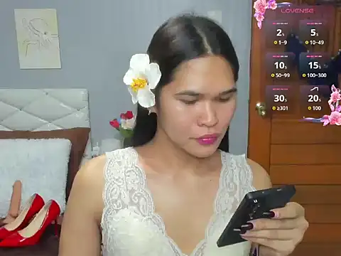 Snapshot of AlianaBlair chatting on 10-01-25, 01:39 AlianaBlair online show from 10-01-25, 01:39