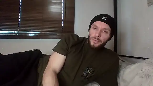 Snapshot of MasterJakeJohns chatting on 02-06-26, 02:20 MasterJakeJohns online show from 02-06-26, 02:20