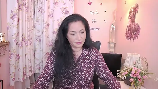 Snapshot of MyLovOne chatting on 05-20-26, 10:54 MyLovOne online show from 05-20-26, 10:54