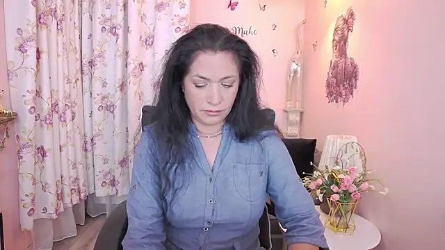 Snapshot of MyLovOne chatting on 05-28-26, 09:50 MyLovOne online show from 05-28-26, 09:50