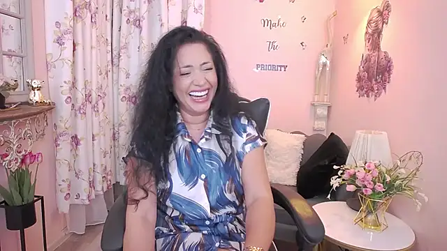 Snapshot of MyLovOne chatting on 06-27-26, 12:22 MyLovOne online show from 06-27-26, 12:22