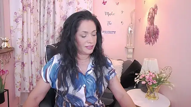 Snapshot of MyLovOne chatting on 07-04-26, 11:16 MyLovOne online show from 07-04-26, 11:16