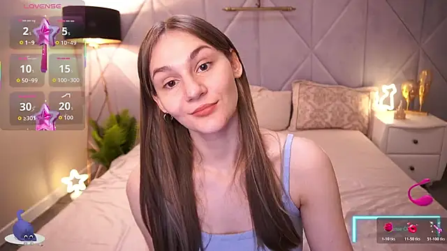 Snapshot of DiamondGoldie chatting on 11-06-25, 02:07 DiamondGoldie online show from 11-06-25, 02:07